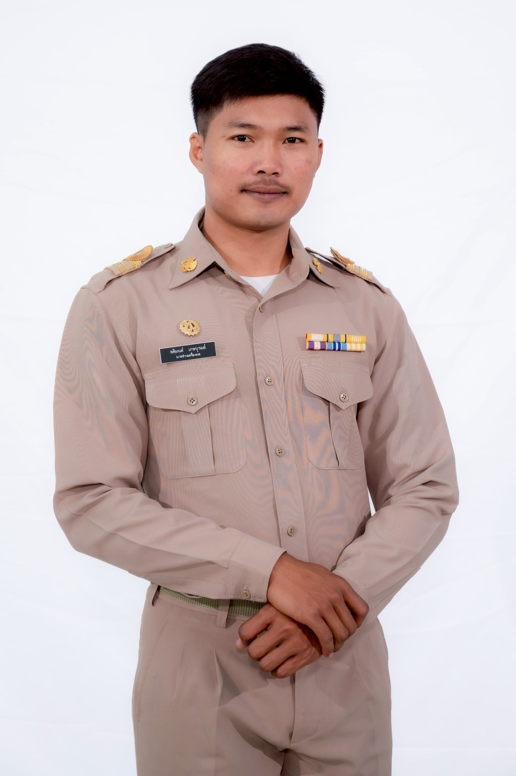 นายอติมนต์  เกษบุรมย์