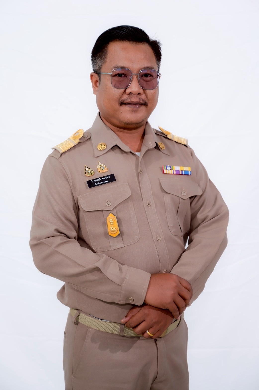 นายโรจน์ศักดิ์  ทุมพัฒน์