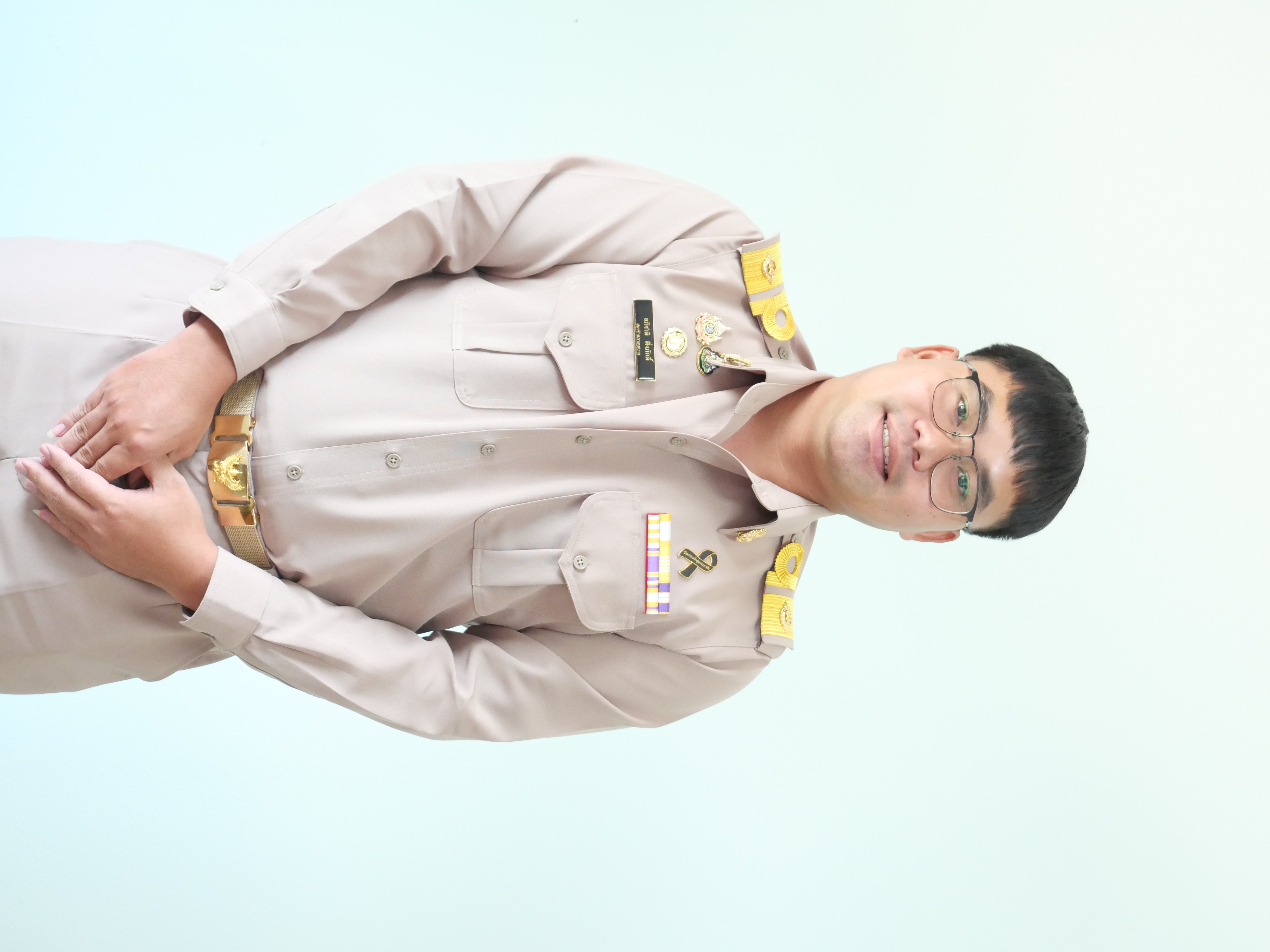 นายอภิชาติ พึ่งภักดิ์
